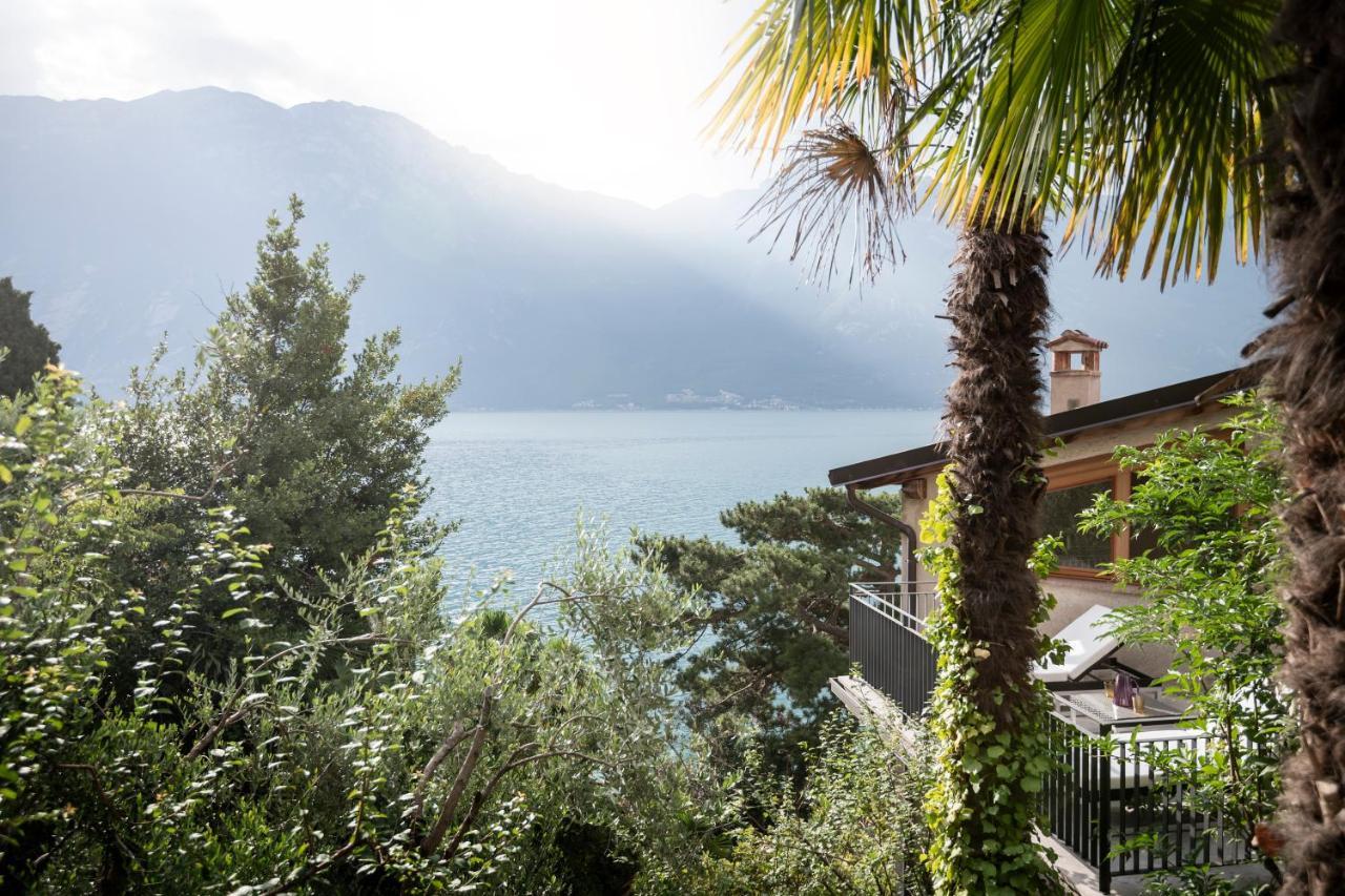 CA DELA NUA APARTMENT LIMONE SUL GARDA - BOOK YOUR ACCOMMODATION FROM €560